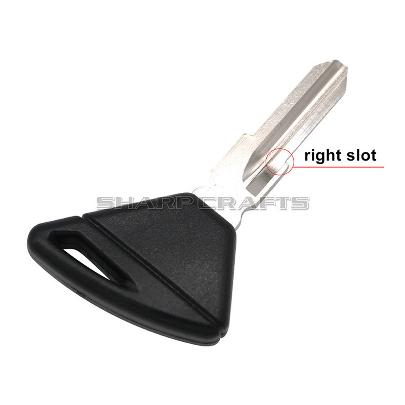 Stredný pravý slot pre motocykel, prázdna čepeľ kľúča, nerezaná čepeľ pre Aprilia Tuono Apulia RSV4 1000 RSV RSV1000 Dorsoduro 750 1200, čierna, červená