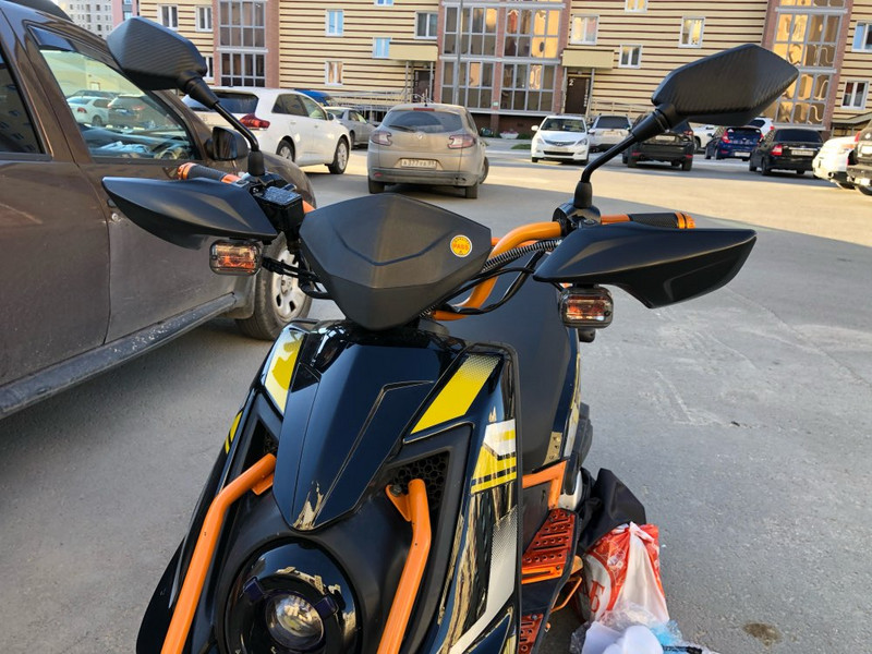 Universális 8 mm-es 10 mm-es motorkerékpár tükör roller E-bike visszapillantó tükrök 2 db/pár elektromobil hátoldali domború tükör