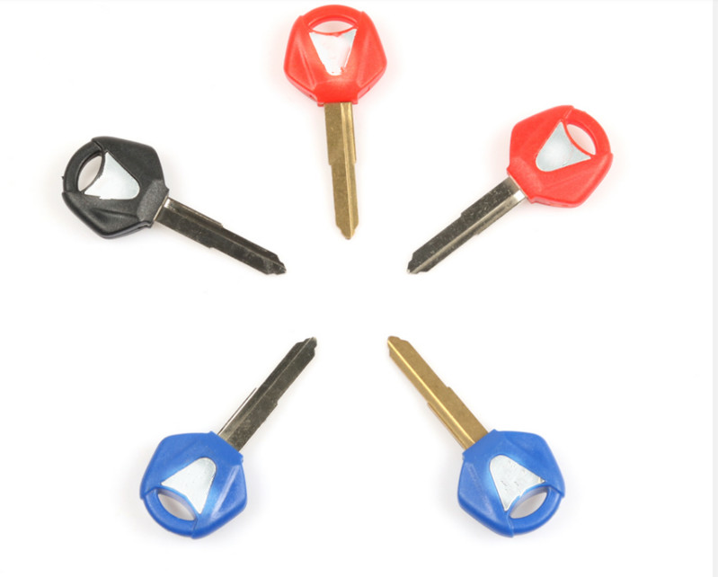 Biele kľúče bez rezu pre motocykle Yamaha YZF R6 R1 R3 XJR1300 FJR1300 MT09 MT07 XJ6 Tmax FZ6