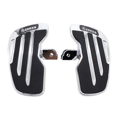 Pre Harley FXFBS Fat Bob FXLR Low Rider Fat Boy Breakout Softail Slim FLDE Deluxe FLFB 2018-2020, predné stupačky pre jazdca, opierky nôh.