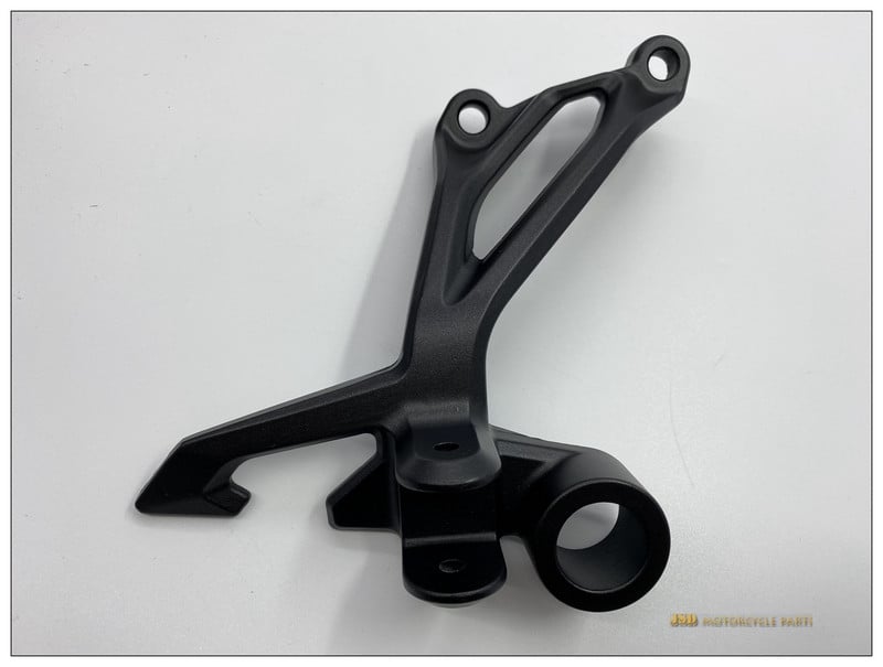 Platí pre Kawasaki Z900 2010 2011 2012 2013 2014 2015 2016 2017 2018 2019 2020 2021, podpera pedálu, zadný pedál, fi