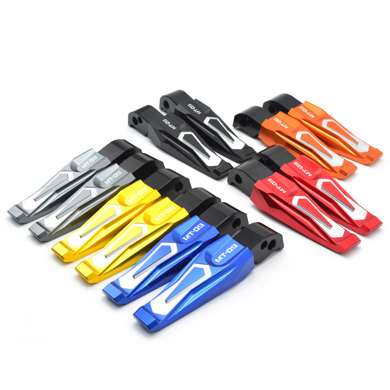 CNC ľavé a pravé opierky nôh pre spolujazdca vzadu, stupačky, pedále pre Yamaha MT-09, MT 09, MT09 TRACER, FZ09, FJ09