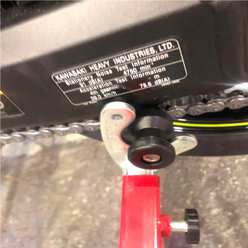 Pre Kawasaki Yamaha KTM M10 10 mm motocyklové cievky, skrutky, posuvníky, stojany na kyvné ramená, cievky, POM plast, čierne, 1 pár