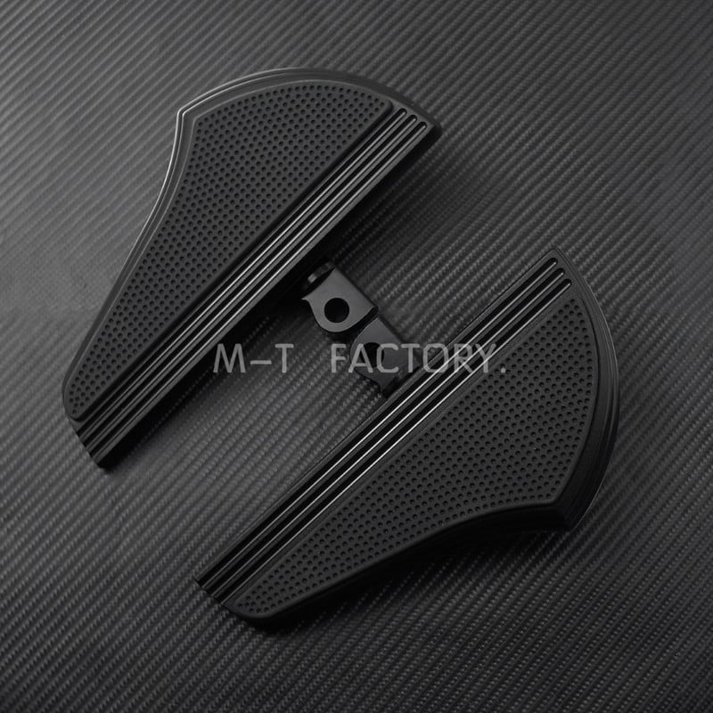 Podlahové dosky pre motocykle Defiance pre spolujazdcov, čierne CNC stupačky s mužskou montážou pre modely Harley Touring Dyna Sportster XL