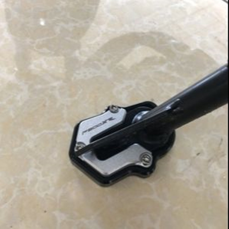 BMW F900XR F900R F900 XR R 2020 2021 2022 motorkerékpárhoz, CNC támasztó láb oldalsó állvány hosszabbító betét tartólemeze nagyítás