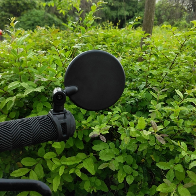 2 ks Univerzálne motocyklové spätné zrkadlo so širokouhlým konvexným zrkadlom, otočné o 360 stupňov a nastaviteľné zrkadlo