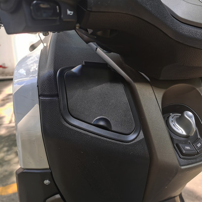 За Yamaha Nmax Водоустойчив джобен капак ABS UPGRADE Страничен джобен капак Зарядно Водоустойчив капак за Yamaha Nmax v1 v2 2020-2022