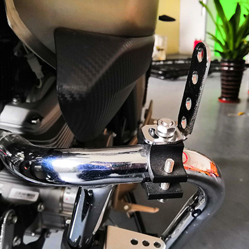 Univerzálny montážny držiak pre motocyklové svetlomety spätného zrkadla, bodové svetlo, pevný držiak