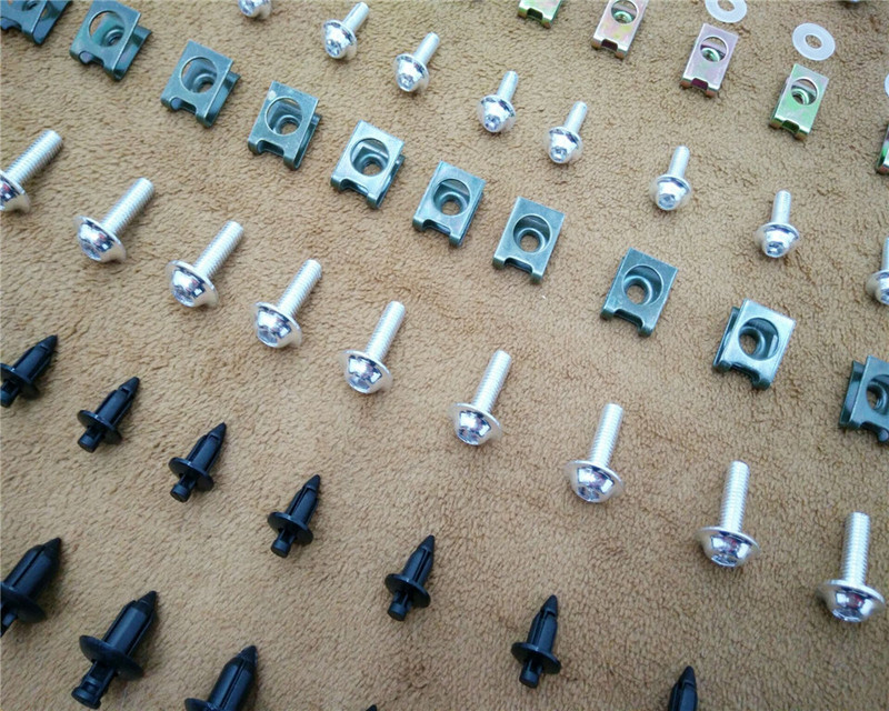 Karosszéria készlet csavarok csavarok HONDA ST 1300 2008-2012