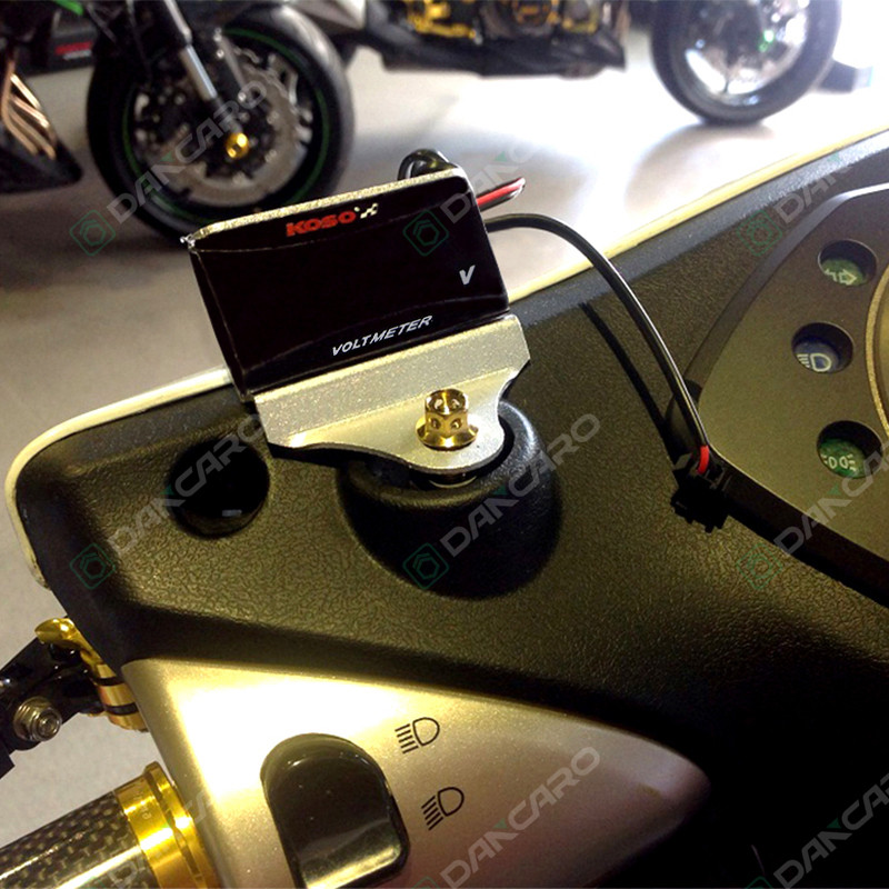 KOSO Motocyklový voltmeter Mini Voltmeter DC 9V-19,9V Univerzálny 12V meter pre Yamaha MT07 MT09 FZ16 FZ07 BWS NXR125/150
