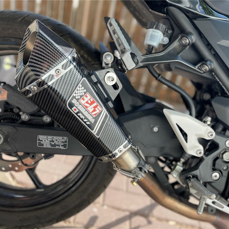 Univerzálny nasúvací výfuk na motocykel s nálepkou Yoshimura 51 mm tlmič výfuku pre Honda Yamaha Suzuki Kawasaki Benelli