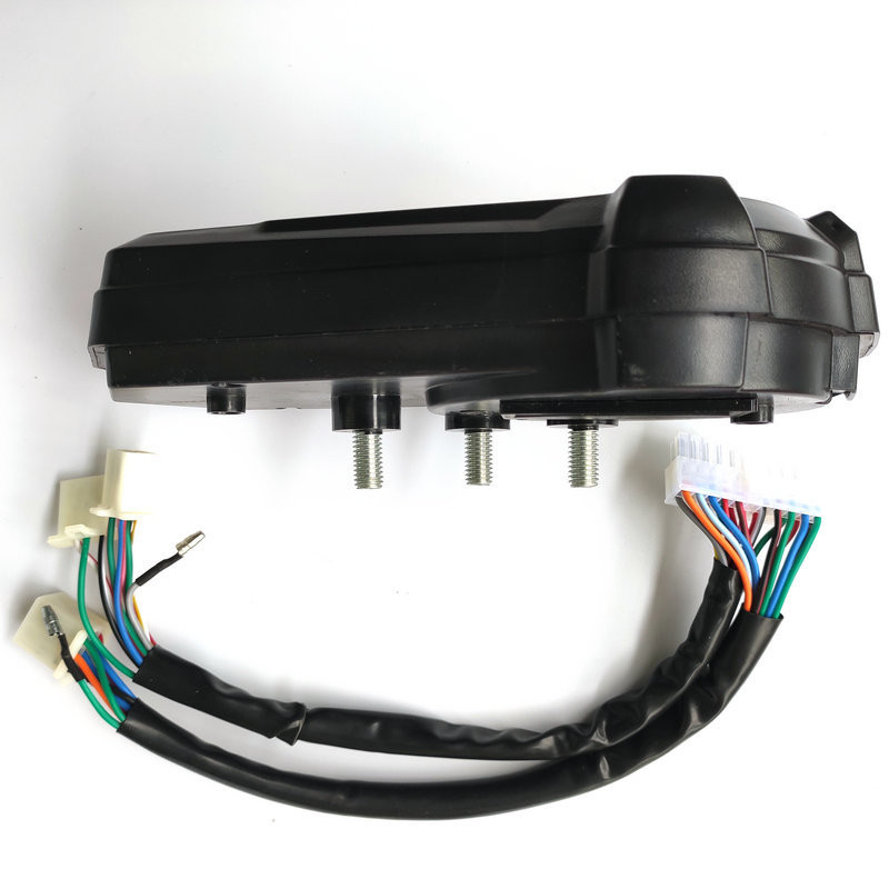 Univerzálny 1200 ot./min. motocyklový tachometer, otáčkomer, LCD digitálny rýchlomer pre 2,4 valce N1-6