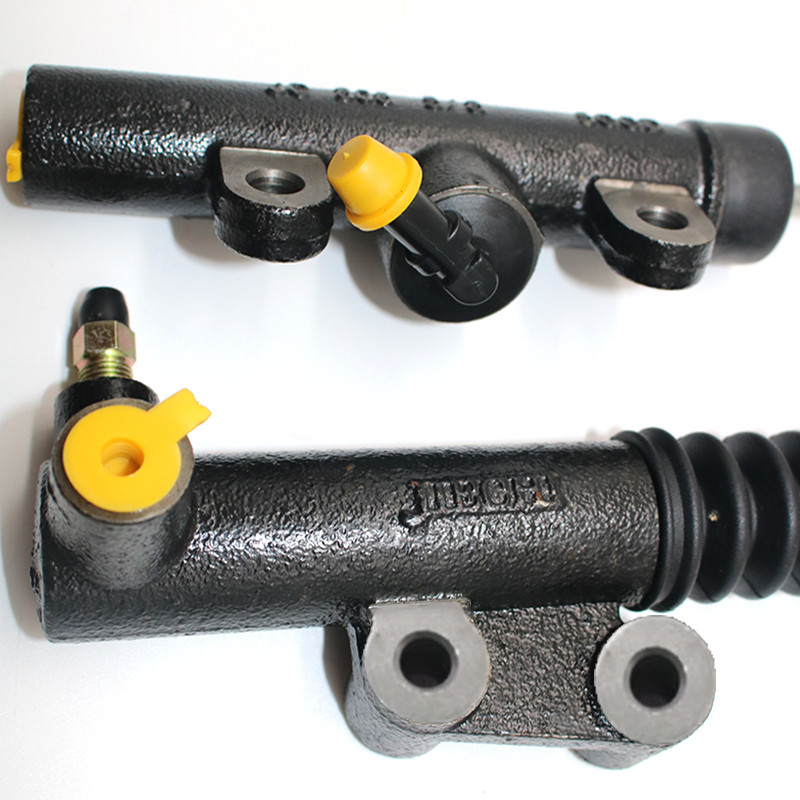 2 modelių sankabos darbinio cilindro siurblys / pagrindinis sankabos cilindras, skirtas Kinijos SAIC MAXUS LDV V80 Automobilių variklių dalims