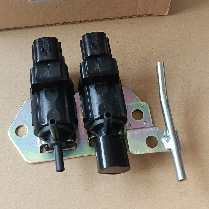 MR534632 sankabos valdymo solenoidinis vožtuvas, skirtas Mitsubishi K5T81273 Pasirinkite 4WD valdymo solenoidinį vožtuvą, skirtą Pajero Montero