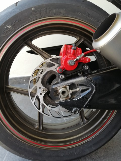 BIKINGBOY ZX9R 98-04 99 00 ZX10R 04-14 ZX-10R ABS 11 12 13 ER-6F Ninja 650R ER-6N 06-15 07 08 09 10 Hátsó féktárcsa rotor tárcsa