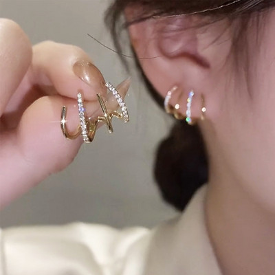 Cercei tip gheare de culoare argintiu Huitan cu cristal AAA CZ Piatră Design modern Accesorii versatile de modă Bijuterii pentru femei 2022