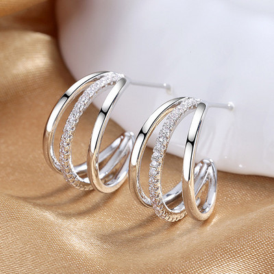 Cercei tip gheare de culoare argintiu Huitan cu cristal AAA CZ Piatră Design modern Accesorii versatile de modă Bijuterii pentru femei 2022