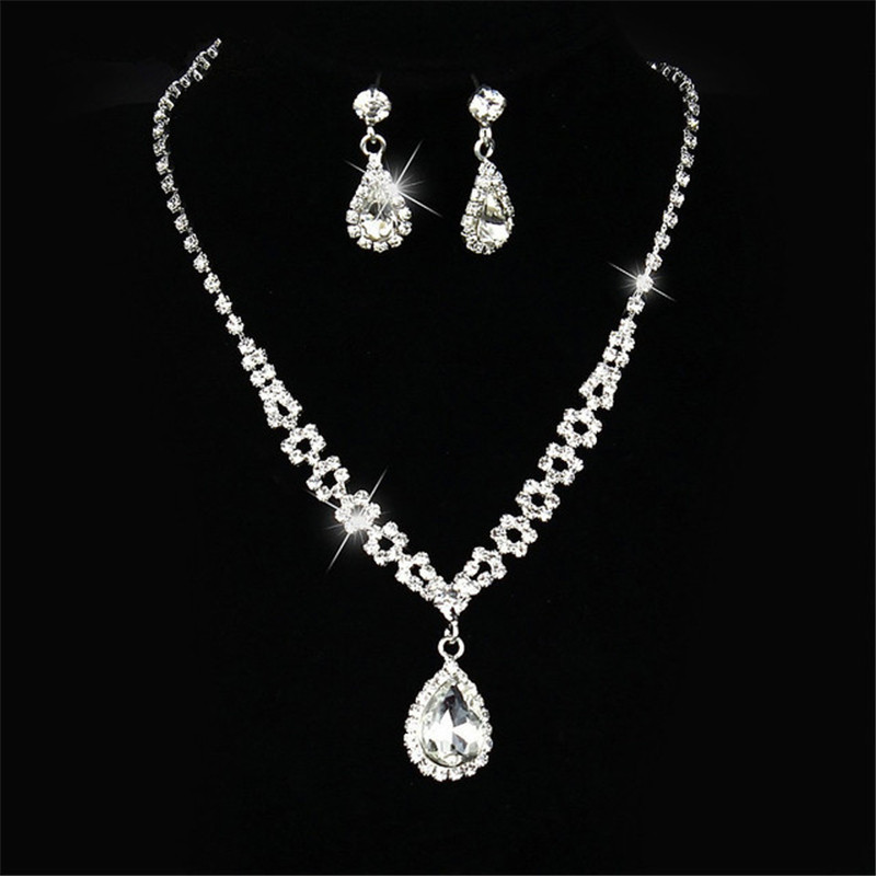 Picătură de apă pandantiv lung cu stras Colier și cercei placat cu argint cu cristal complet Set de bijuterii pentru nuntă elegant