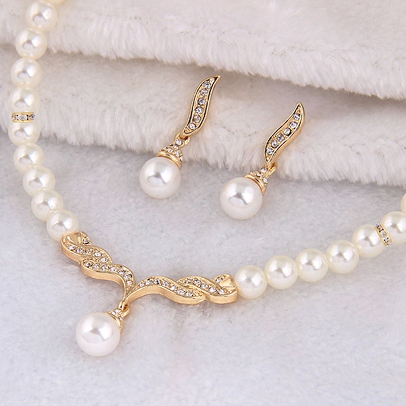 Seturi de bijuterii 2 piese pentru femei Un colier de culoare aurie + 1 pereche de cercei Nunta Mireasa Perla Decoratiune eleganta Pendientes Cadouri