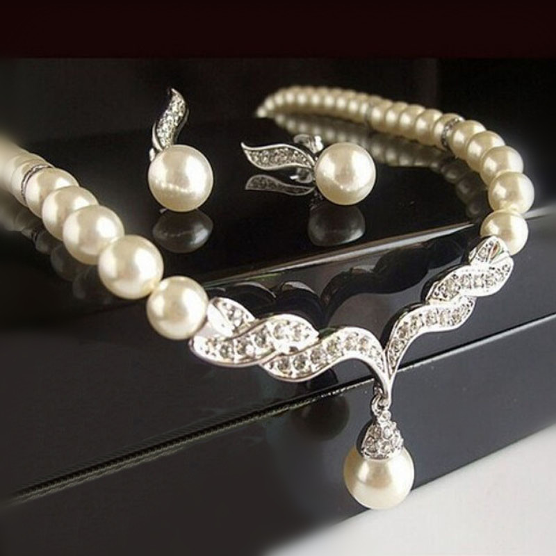 Seturi de bijuterii 2 piese pentru femei Un colier de culoare aurie + 1 pereche de cercei Nunta Mireasa Perla Decoratiune eleganta Pendientes Cadouri