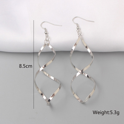 Cercei cu știfturi de metal Twist pentru femei Cercei de culoare aurie cu formă geometrică goală Cercei cu personalitate neobișnuită Trend Brincos