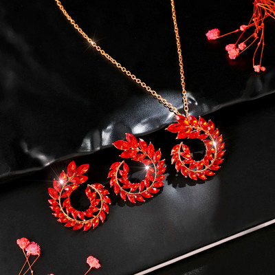 Kvaliteetne must CZ kristallist pulmakaelakee, kõrvarõngas ja sõrmus, 3 komplekti kullavärvi ripatsidega ehete komplekt kingituste hulgimüük ehete komplektid