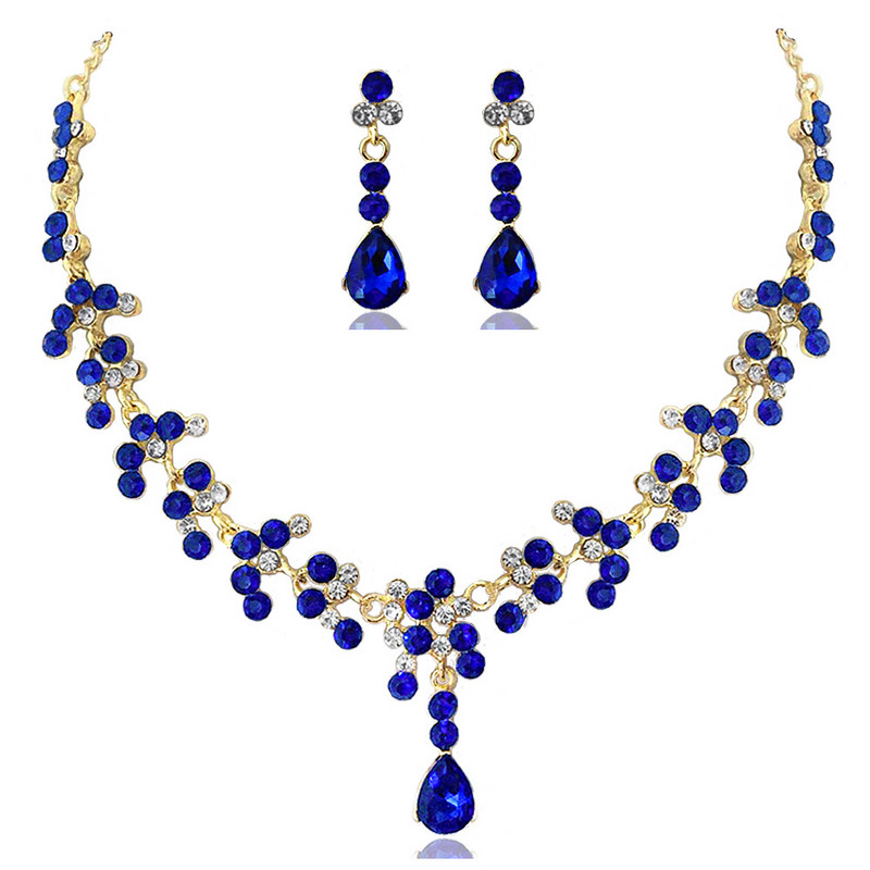 KMVEXO Seturi de bijuterii de nuntă de cristal pentru femeie, de culoare aurie, colier cu strass, set de cercei lungi, accesorii pentru rochie, domnișoară de onoare