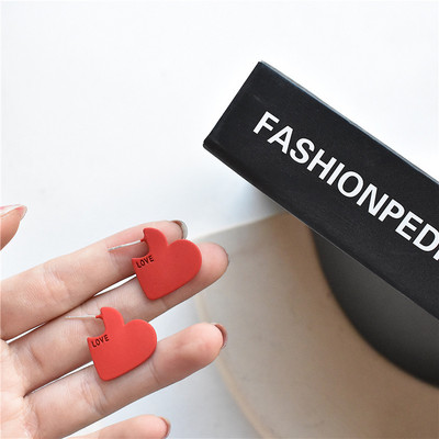 Édes akril szívű fülbevaló, finom arany színű, aranyos mini fülbevalók Divatos fülkörmök női lányoknak esküvői ékszer ajándék