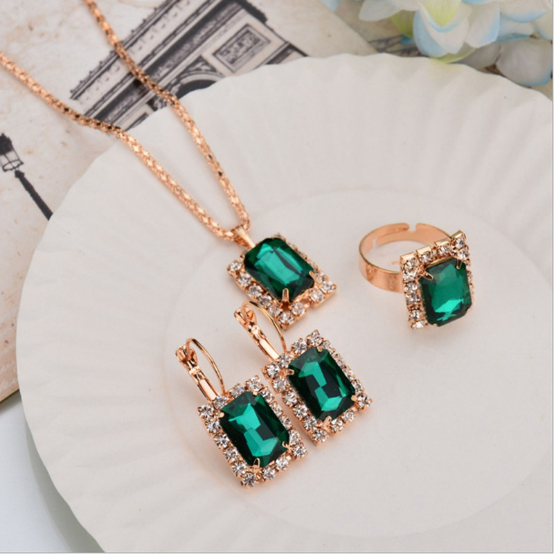 2022 Bijuterii de cristal noi Set de bijuterii de nuntă Cercei și colier cu zircon negru Set 3 piese Accesorii la modă pentru femei