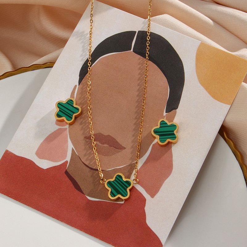 2022 új rozsdamentes acél kis aranyos akril héj zöld fekete fehér szerencsés virág fülbevaló medál nyaklánc ékszer készlet