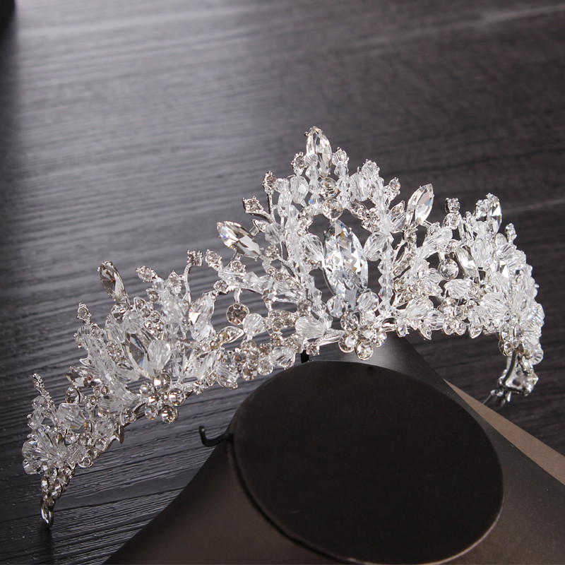 Seturi de bijuterii de mireasă de cristal cu inimă de lux Coroană de zircon cubic de nuntă Set de colier pentru cercei și mărgele africane Set de bijuterii