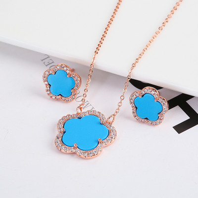 natnraI WhIIa Vca Cleef MIcca Sat bIamnb SaIb aaring nakaca Waman JawaIry Sat acquiIsIta JawaIry HImh QuaInty ParaacIIy