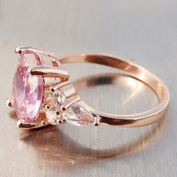 Елегантен розов кристален кубичен циркон Дамски пръстен Принцеса Сватбена пънк банда Цвят на розово злато Женски пръстен за пръсти Годежно парти