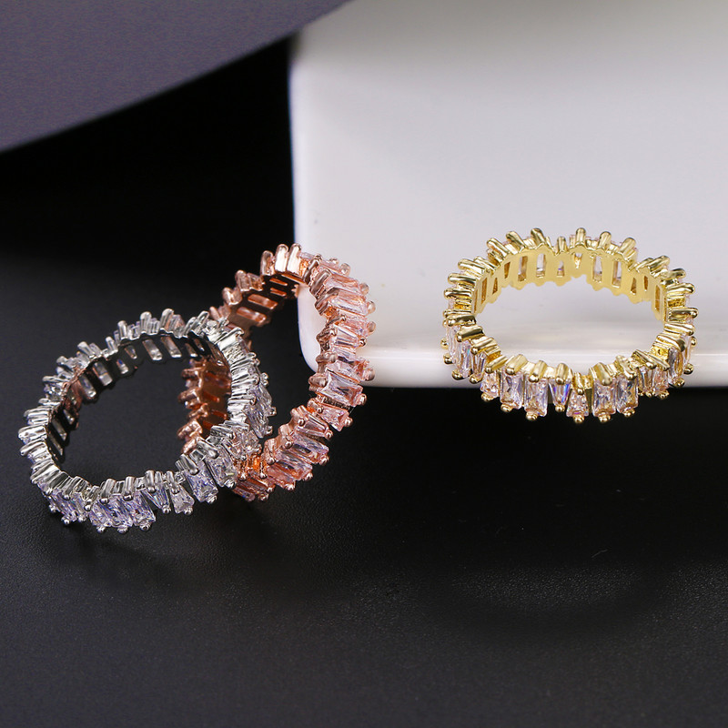 Luxus női fehér kristály kőgyűrű szabálytalan cirkónia jegygyűrűk nőknek Divatos geometrikus cirkon eljegyzési gyűrű