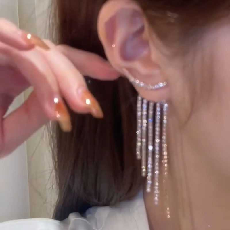 2022 új strasszos hosszú bojt fülbevaló női divatos medál fülbevaló, gyönyörű kristály esküvői eljegyzési ékszer