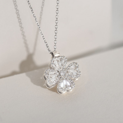 CARLIDANA 3db szett Forgatható Virág Fidget Gyűrű Szorongás Stressz oldás Kreatív Fülbevaló Forgó hangulat Négylevelű lóhere ékszer