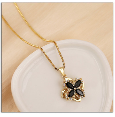 CARLIDANA 3db szett Forgatható Virág Fidget Gyűrű Szorongás Stressz oldás Kreatív Fülbevaló Forgó hangulat Négylevelű lóhere ékszer