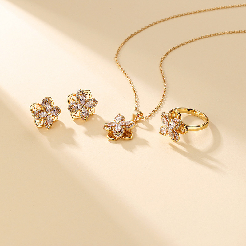 CARLIDANA 3db szett Forgatható Virág Fidget Gyűrű Szorongás Stressz oldás Kreatív Fülbevaló Forgó hangulat Négylevelű lóhere ékszer