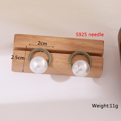 Naušnice od imitacije bisera za žene Okrugle naušnice s nitnama zlatne boje Božićni dar Nepravilnog dizajna Neobične naušnice bijoux femme