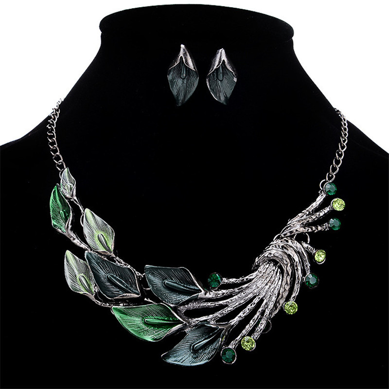 ADOLPH Bijuterii pentru femei Accesorii de lux Din aliaj de temperament Cristal Coadă de păun Set de bijuterii Colier și cercei 2021 Nou