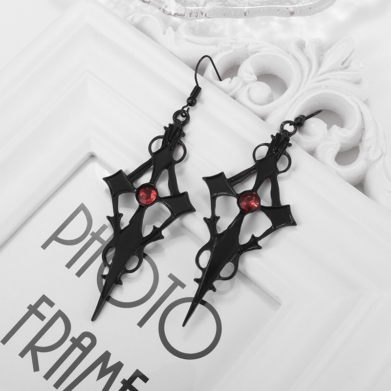 férfiaknak nőknek fekete kiváló minőségű fém vörös cirkon fülbevalók punk gótikus kereszt Halloween ékszer kiegészítők ajándék