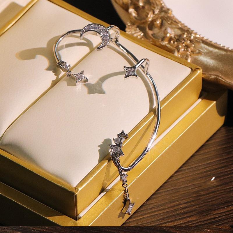 1 vnt. karštas išpardavimas saldus įdėklas cirkonio Mėnulio žvaigždės ausų kauliukų segtukas Moteriški auskarai Ausų rankogaliai moteriškiems papuošalams Be auskarų auskarų segtuko