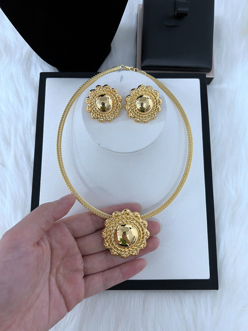 Dubai zlatni kompleti nakita za žene Modne vintage naušnice i ogrlice za žene Vjenčani dodaci Komplet nakita za mladenke