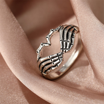 Punk gotički set prstena u obliku srca za žene Crne kockice Vintage pik as srebrne boje presvučeni retro nakitom za prste s vještačkim dijamantima