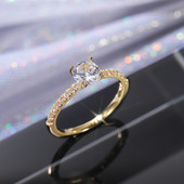 Huitan Wedding Band Eternity Rings Дамски брилянтни кръгли циркониеви луксозни годежни пръстени Тънки елегантни женски бижута Drop Ship