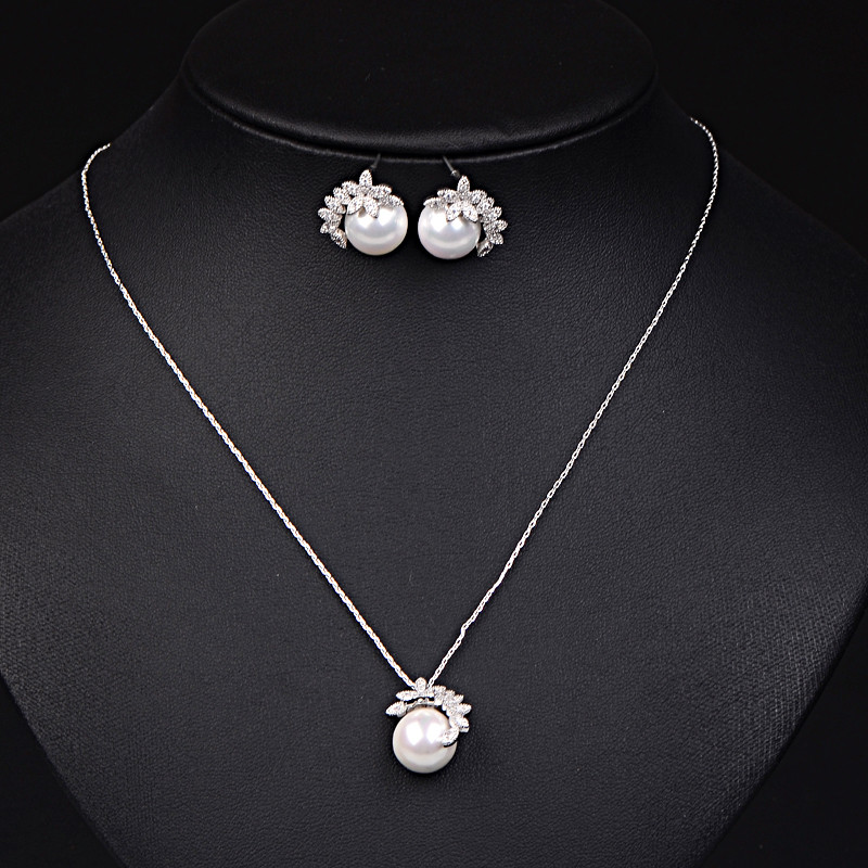 JUNZI Fashion Simulat Pearl Stud Cercei Set Colier Charm Zircon Bijuterii pentru femei de culoare argintie Mireasa Accesorii de nunta