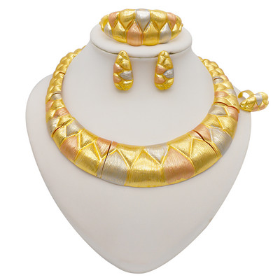 Seturi de bijuterii de culoare aurie pentru femei Colier Cercei Dubai African Indian Mireasa Accesorii flori Seturi de bijuterii Colier