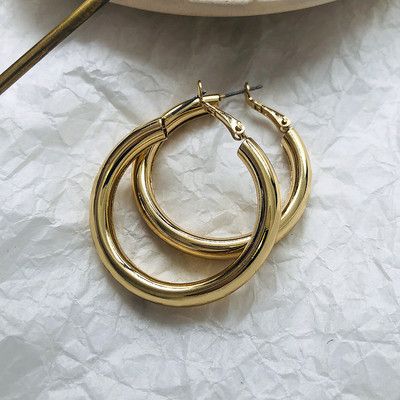 AENSOA Fashion Gold Color Oversize Hoop auskarai moterims Platus didelis metalinis apvalus apskritimas Statement Auskarai Senoviniai papuošalai Dovana