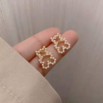 Modne naušnice Nakit Srebrne boje Male biserne mačkaste naušnice s nitnama za žene Djevojke Ljeto Naušnice s cvijetom tratinčice Pendientes