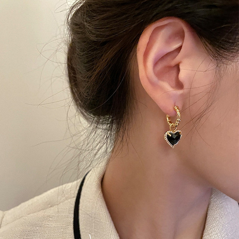 Új fekete cirkon szívű fülbevaló női lányoknak koreai elegáns brincos divat ékszerek arany színű kör fülbevalók